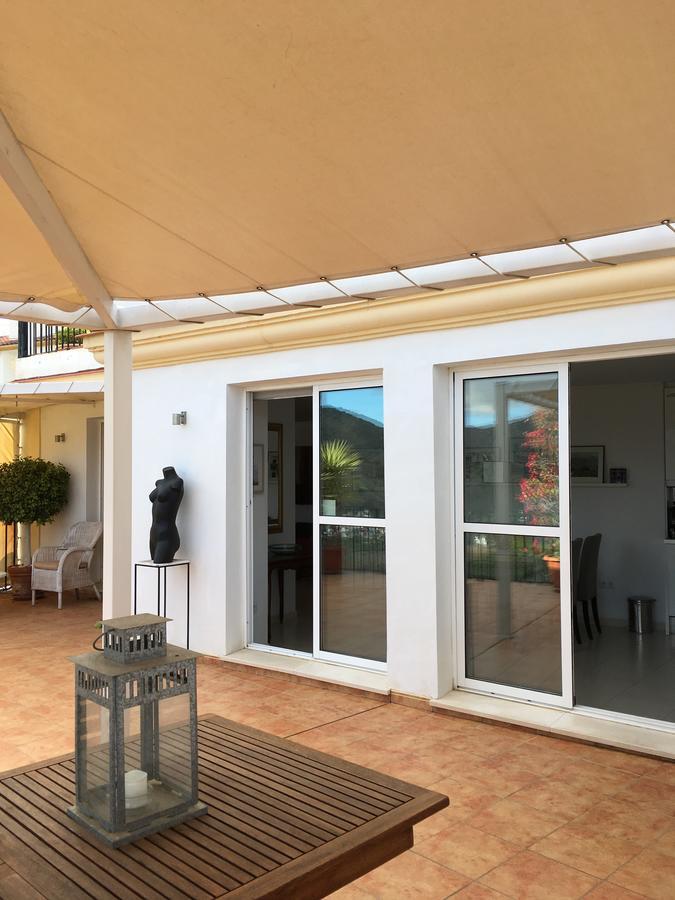Penthouse Alora Appartement Buitenkant foto